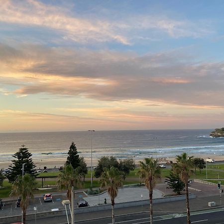 Bondi Beach Waves Beachfront Apartment Cité de Cité de Sydney Extérieur photo
