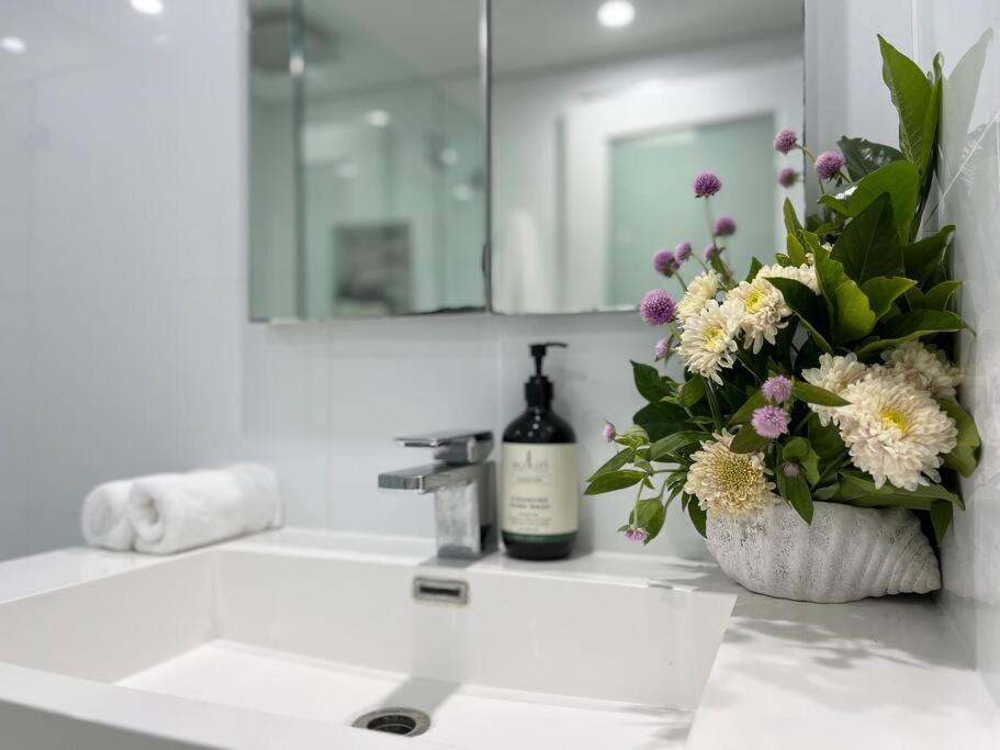 Bondi Beach Waves Beachfront Apartment Cité de Cité de Sydney Extérieur photo
