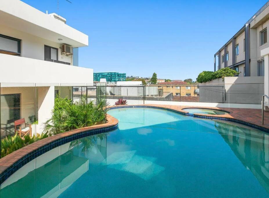 Bondi Beach Waves Beachfront Apartment Cité de Cité de Sydney Extérieur photo