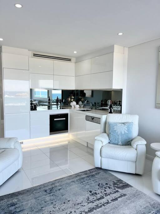 Bondi Beach Waves Beachfront Apartment Cité de Cité de Sydney Extérieur photo