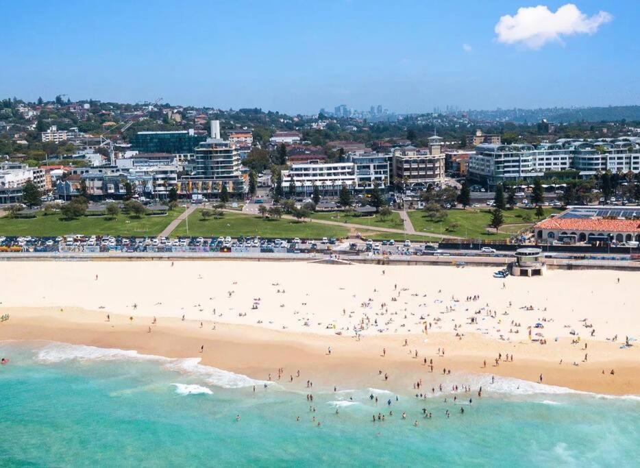 Bondi Beach Waves Beachfront Apartment Cité de Cité de Sydney Extérieur photo