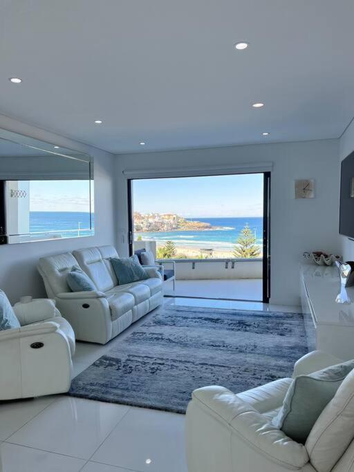 Bondi Beach Waves Beachfront Apartment Cité de Cité de Sydney Extérieur photo