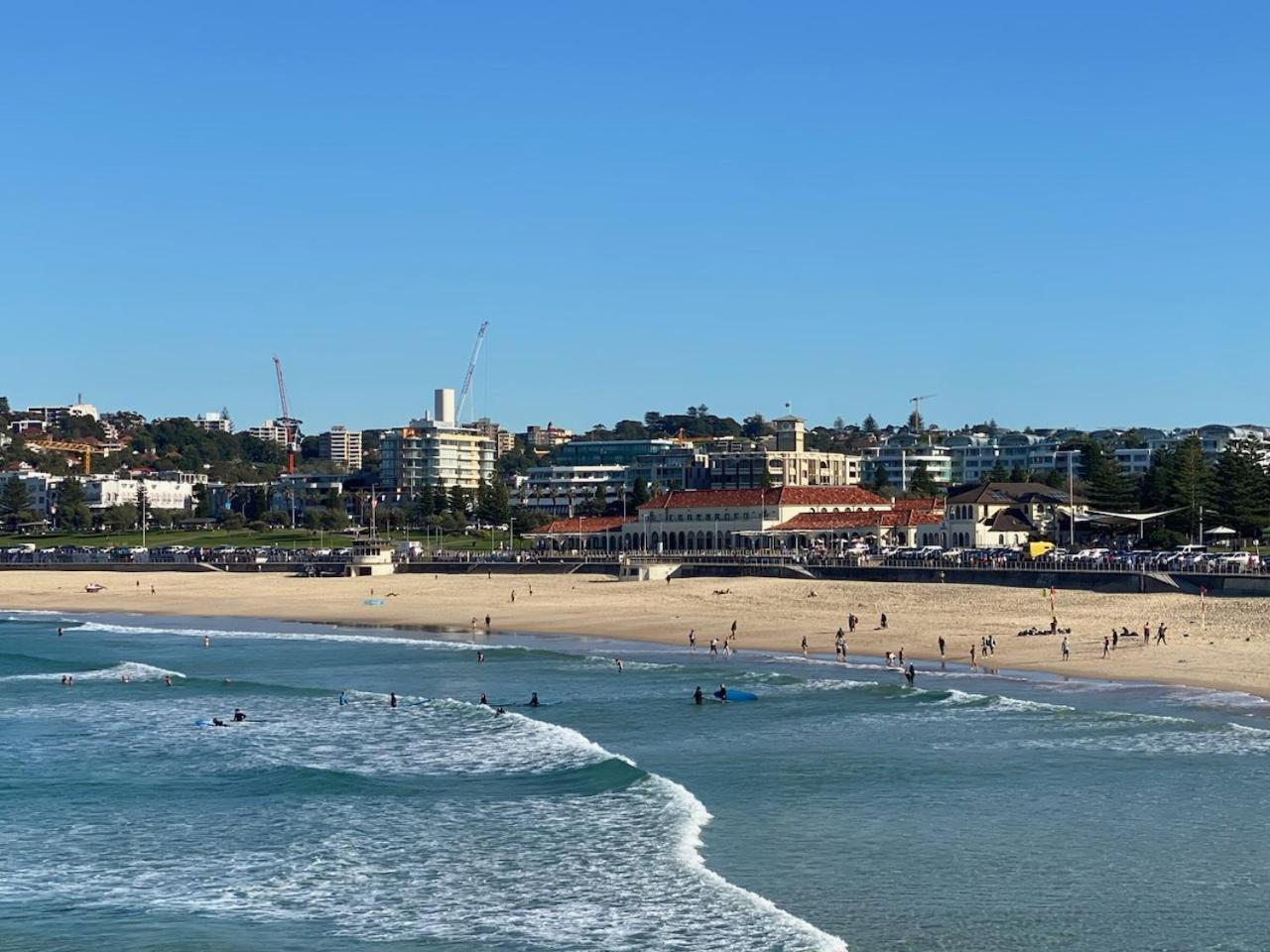 Bondi Beach Waves Beachfront Apartment Cité de Cité de Sydney Extérieur photo